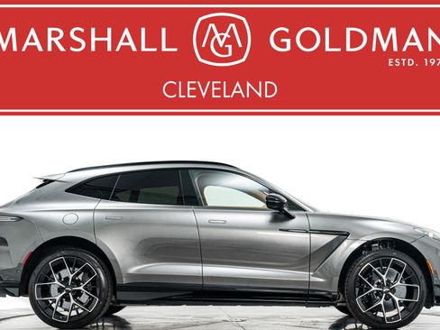 Used 2025 Aston Martin DBX 707 AWD/4WD image 1
