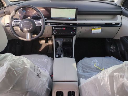 New 2026 Hyundai Tucson SEL image 23