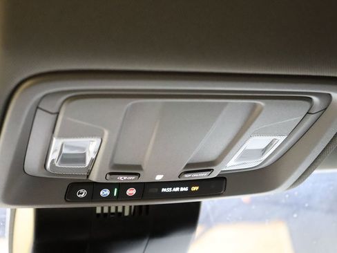 Used 2024 GMC Sierra 2500 SLE image 59