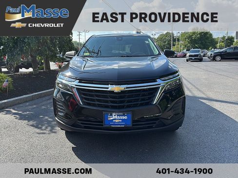 Used 2024 Chevrolet Equinox LS AWD/4WD image 2