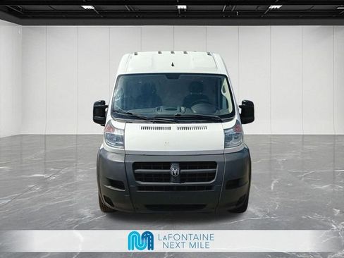 Used 2026 RAM ProMaster 2500 w/ Convenience Group FWD image 8