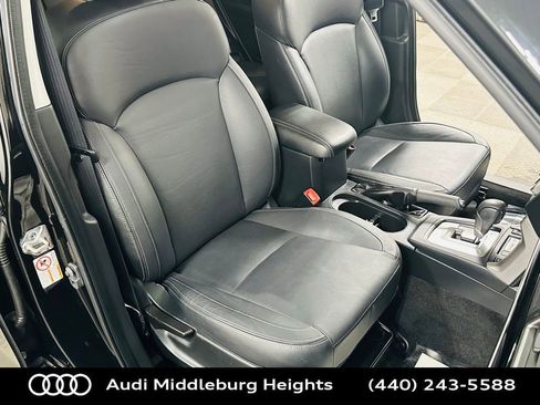 Used 2017 Subaru Forester 2.5i Limited w/ Popular Package #2 image 27