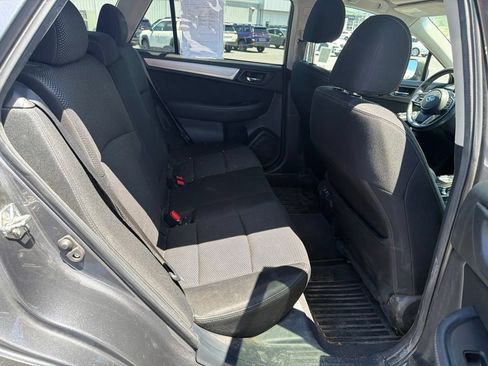 Used 2019 Subaru Outback 2.5i Premium AWD/4WD image 15