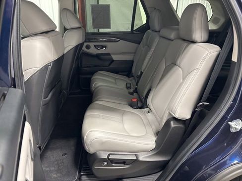 Certified 2023 Honda Pilot Touring image 17
