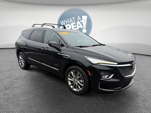 Used 2023 Buick Enclave Avenir AWD/4WD image 1
