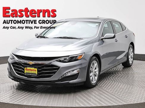 Used 2023 Chevrolet Malibu LT image 1