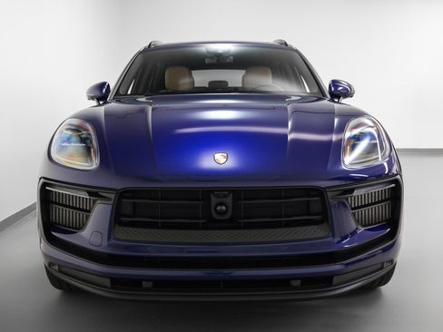 Certified 2026 Porsche Macan S AWD/4WD image 8