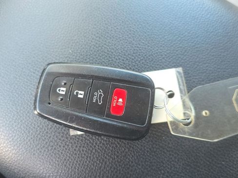 Used 2023 Toyota RAV4 XLE w/ Convenience Package FWD image 29