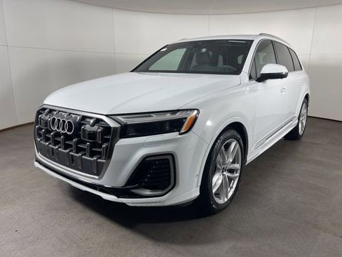 New 2025 Audi Q7 3.0T Premium Plus image 3