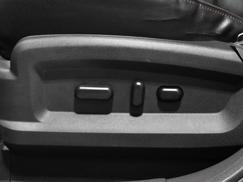 Used 2014 Ford Edge Limited w/ Canadian Touring Package image 4