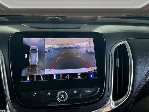 Used 2023 Chevrolet Equinox Premier AWD/4WD image 14