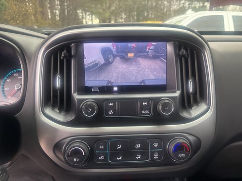 Used 2021 Chevrolet Colorado ZR2 image 12