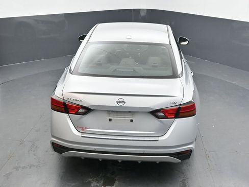 Used 2022 Nissan Altima 2.5 SV image 16