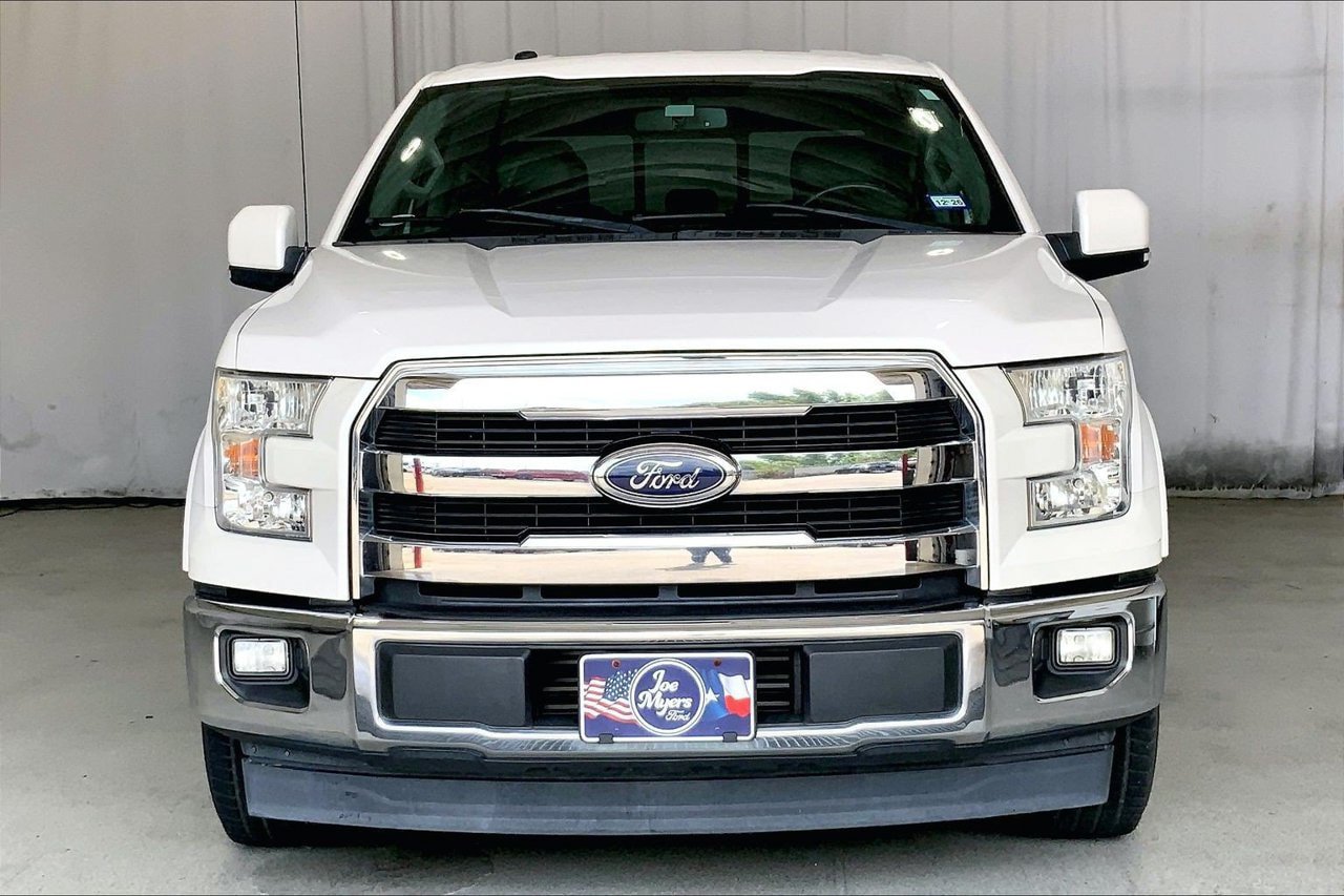 Used 2017 Ford F150 Lariat w/ Equipment Group 501A Mid RWD image 3