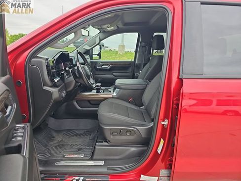 Used 2024 Chevrolet Silverado 1500 RST AWD/4WD image 18