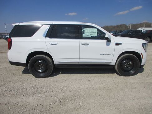 New 2026 GMC Yukon Denali image 3