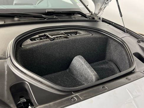 Used 2021 Polestar Polestar 2 w/ Performance Package image 31