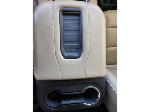 Used 2021 Chevrolet Tahoe Premier w/ Premium Package image 22