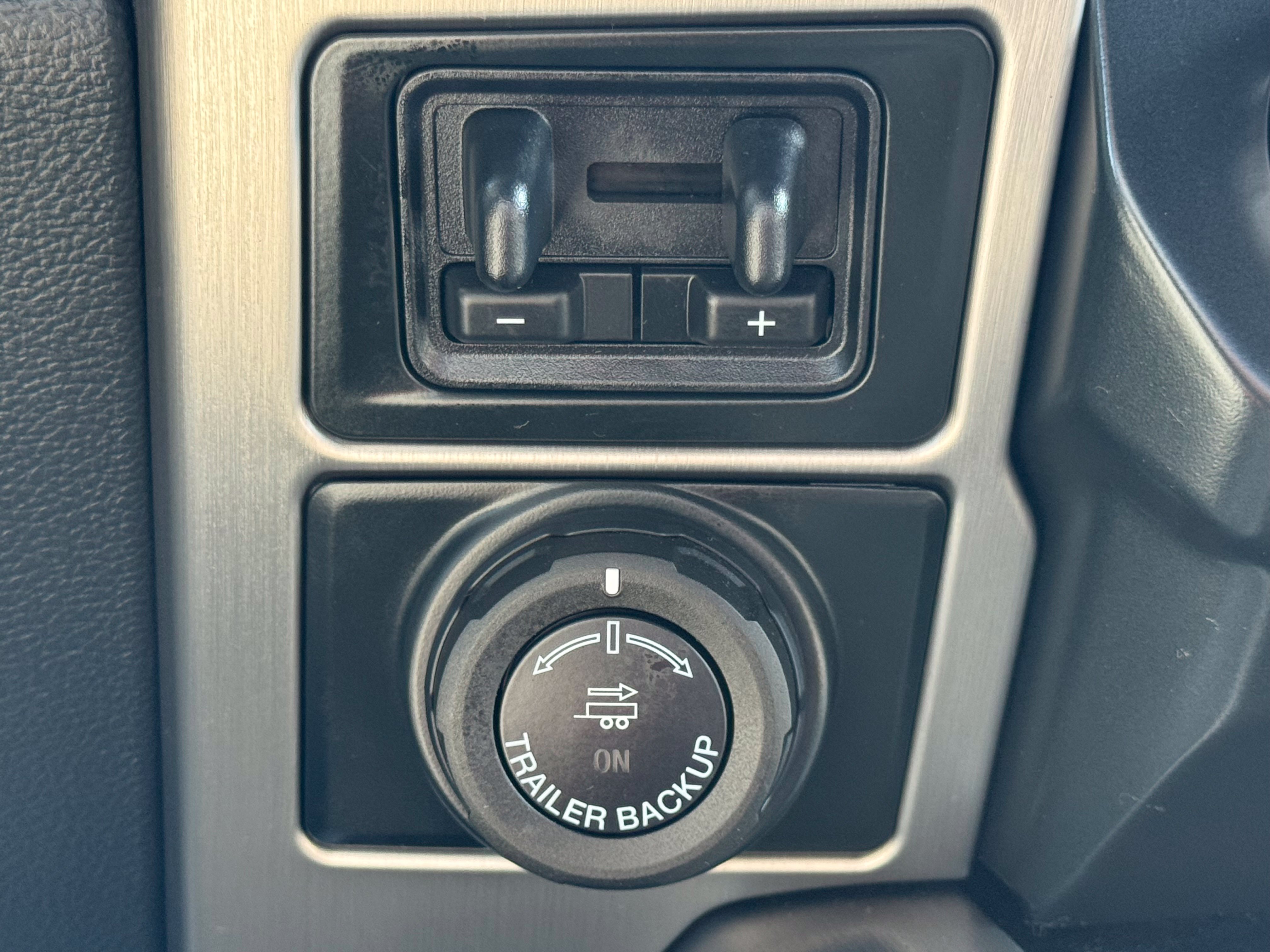 Used 2022 Ford F350 Platinum AWD/4WD image 41