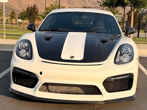Used 2016 Porsche Cayman RWD image 9