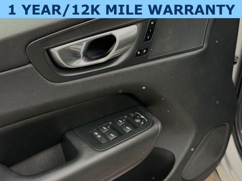 Used 2023 Volvo XC60 B5 Plus image 18