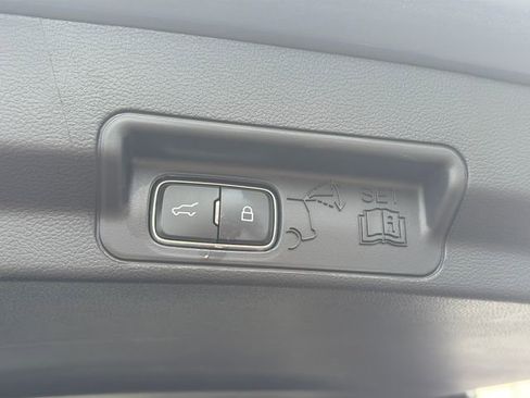 New 2026 Ford Explorer Active w/ Active Comfort Package AWD/4WD image 9