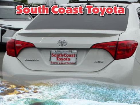 Used 2018 Toyota Corolla XSE image 15