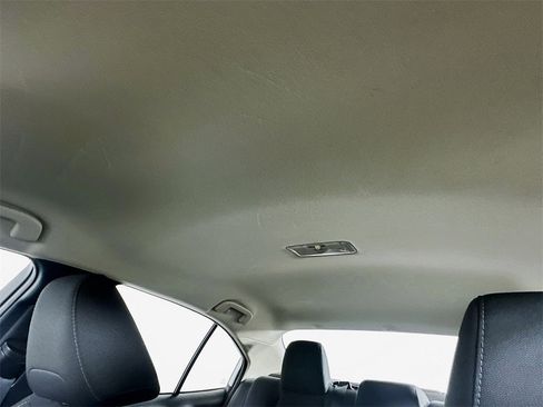 Used 2021 Toyota Corolla LE image 21