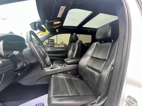 Used 2019 Jeep Grand Cherokee Limited w/ Luxury Group II AWD/4WD image 16