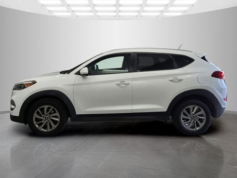 Used 2016 Hyundai Tucson SE w/ Option Group 02 image 3