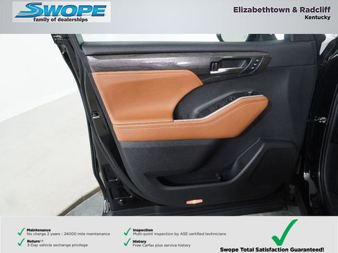 Used 2024 Toyota Highlander Platinum AWD/4WD image 14