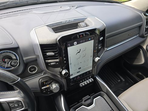 Used 2022 RAM 1500 Limited AWD/4WD image 40