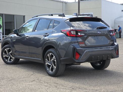 Used 2025 Subaru Crosstrek 2.5i Premium w/ Crosstrek Mirror Package AWD/4WD image 17
