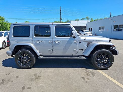 Certified 2021 Jeep Wrangler Unlimited Sahara AWD/4WD image 7