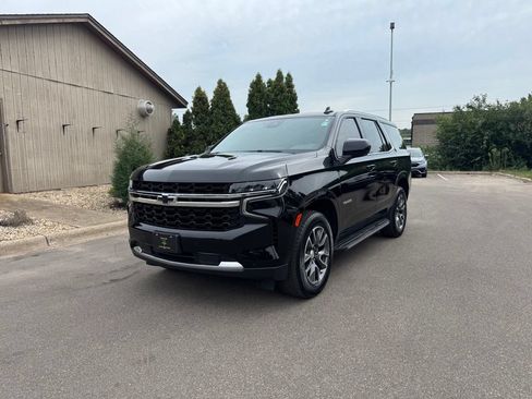 Used 2024 Chevrolet Tahoe LS AWD/4WD image 2