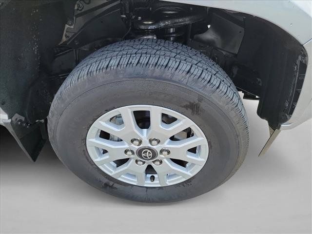 Used 2024 Toyota Tacoma SR5 RWD image 10