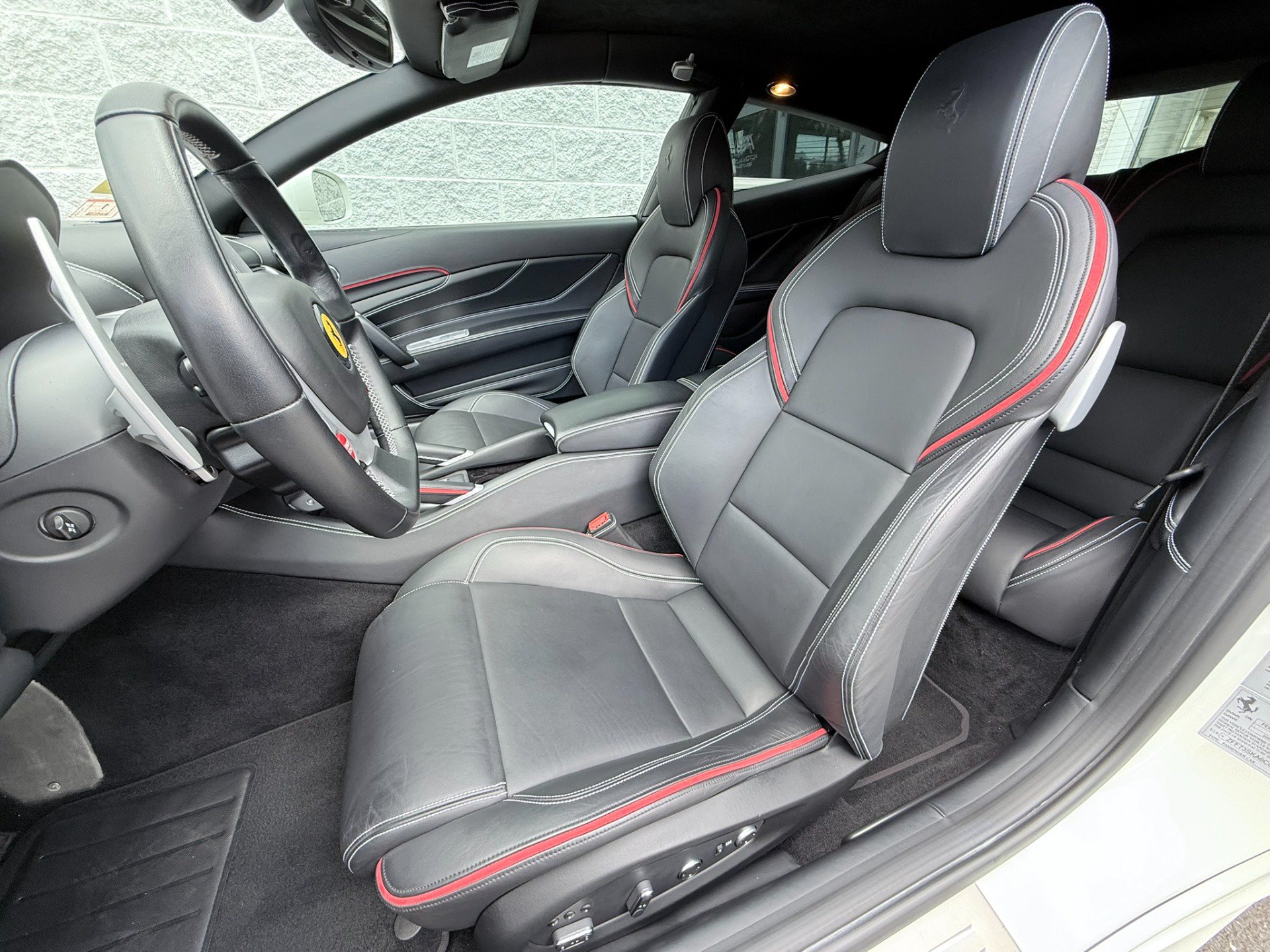Used 2012 Ferrari FF AWD/4WD image 14