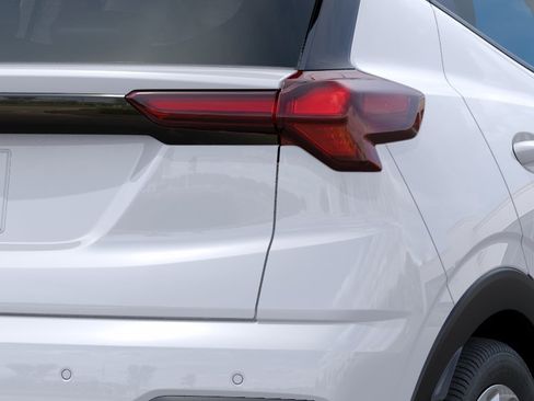 New 2027 Chevrolet Bolt LT w/ Comfort Package FWD image 11