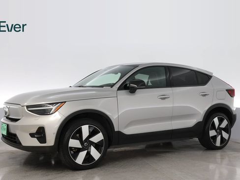 Used 2023 Volvo C40 P8 Recharge Ultimate AWD/4WD image 18