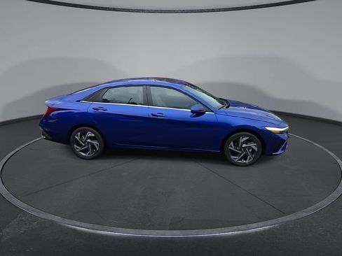 New 2026 Hyundai Elantra Limited FWD image 10