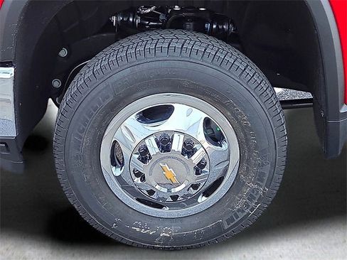 New 2026 Chevrolet Silverado 3500 LT w/ Convenience Package image 9