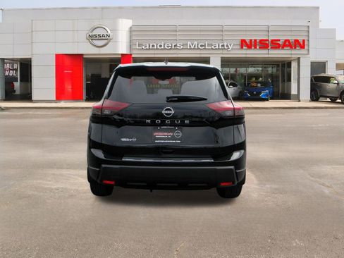 New 2026 Nissan Rogue SV w/ Cold Weather Package image 4