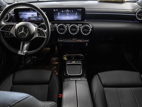 Used 2025 Mercedes-Benz CLA 250 4MATIC image 22