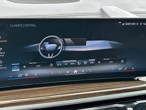 Used 2024 BMW X5 xDrive50e w/ Parking Assistance Package image 20