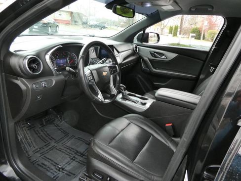 Used 2019 Chevrolet Blazer LT image 9