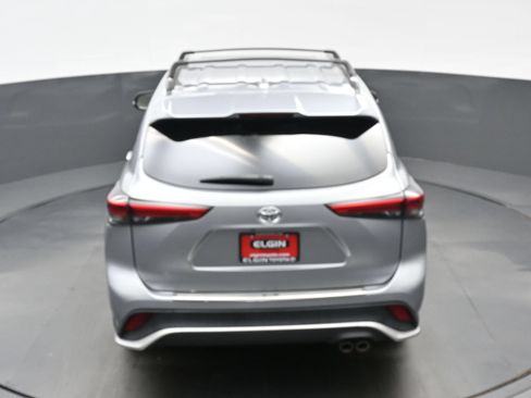 Used 2023 Toyota Highlander XSE AWD/4WD image 39