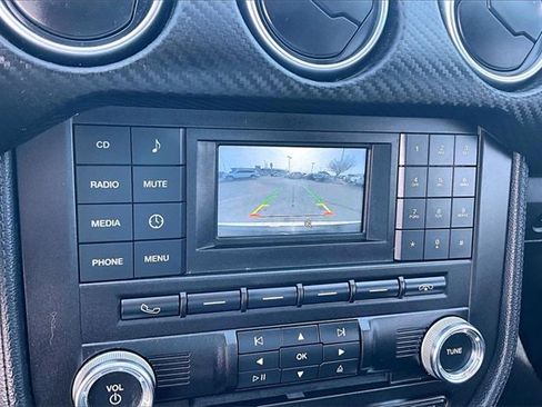 Used 2018 Ford Mustang Coupe image 18