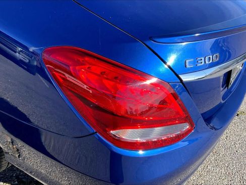 Used 2018 Mercedes-Benz C 300 Sedan w/ Premium Package image 26