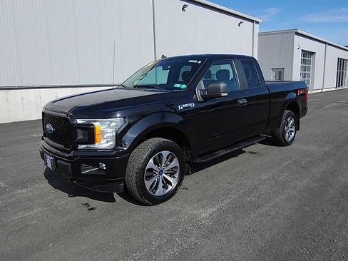 Used 2020 Ford F150 XL w/ Equipment Group 101A Mid image 4