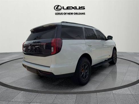 Used 2025 Ford Expedition Tremor image 7